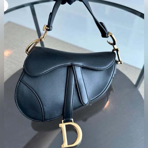 Christian Dior Saddle Smooth Calfskin Black GHW Shoulder Bag (Mini) - Picture 4 of 9